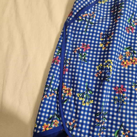 Lands' End Blue White Floral Stretch Skort Tennis Preppy Athletic Pockets SZ 10 - Picture 12 of 14